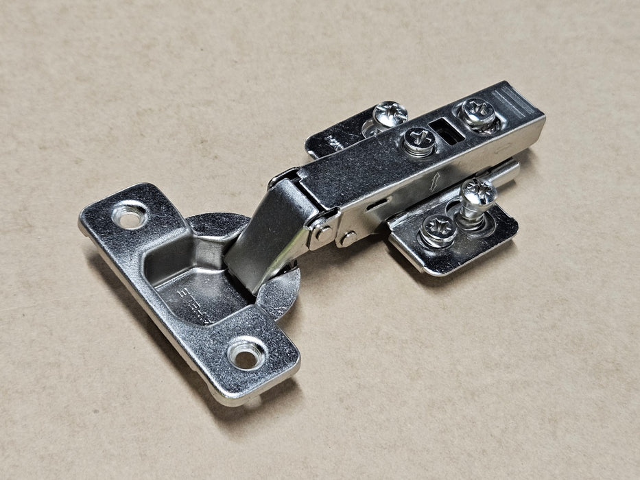 Hafele 110° NON-Softclose Screw On Hinge (Clip-on)